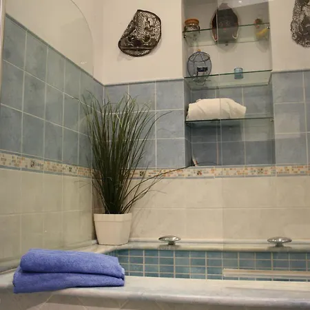 アパート Tauro Domus