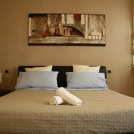 Tauro Domus アパート