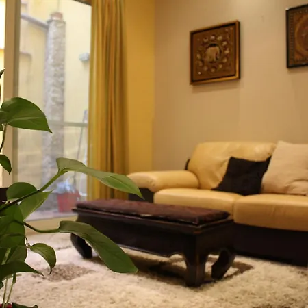 Tauro Domus アパート タオルミーナ