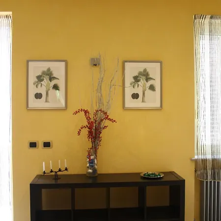 Tauro Domus アパート タオルミーナ